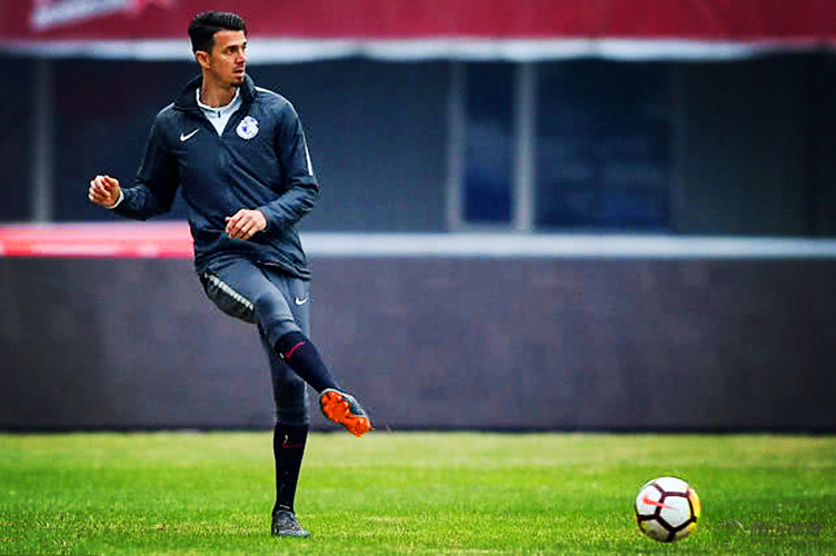 关于克里夫兰骑士内部会议纪要流出：今夜防线松动；中超使命明确；心理建设被强调的信息-英雄联盟投注