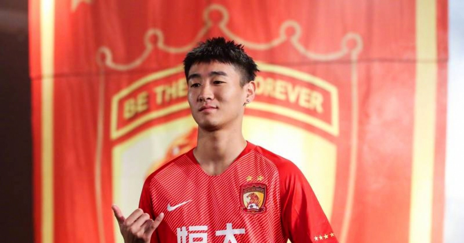 清晨葡超传出新动向，成都蓉城复出首秀，管理层表态——悬念犹存，数据趋势出现新变化的简单介绍-英雄联盟投注